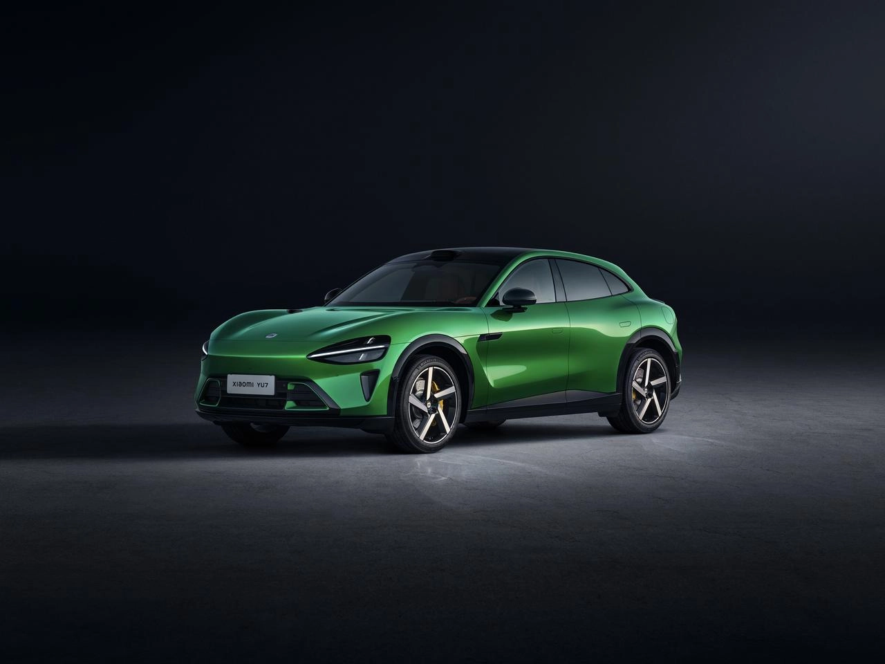Xiaomi Unveils YU7 Electric SUV: A Tesla Model Y Rival for 2025
