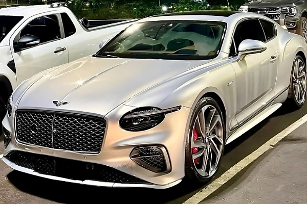 EFCC Secures Final Forfeiture of Bentley Coupe and Toyota Venza Linked to Suspected Internet Fraudsters