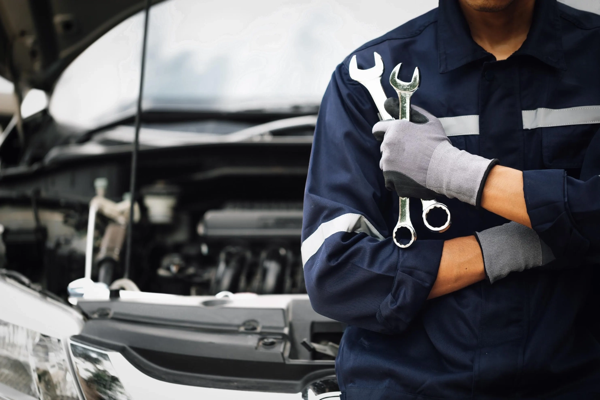 Emerging Blue-Collar Jobs: The Safest Bet Amid AI Threats