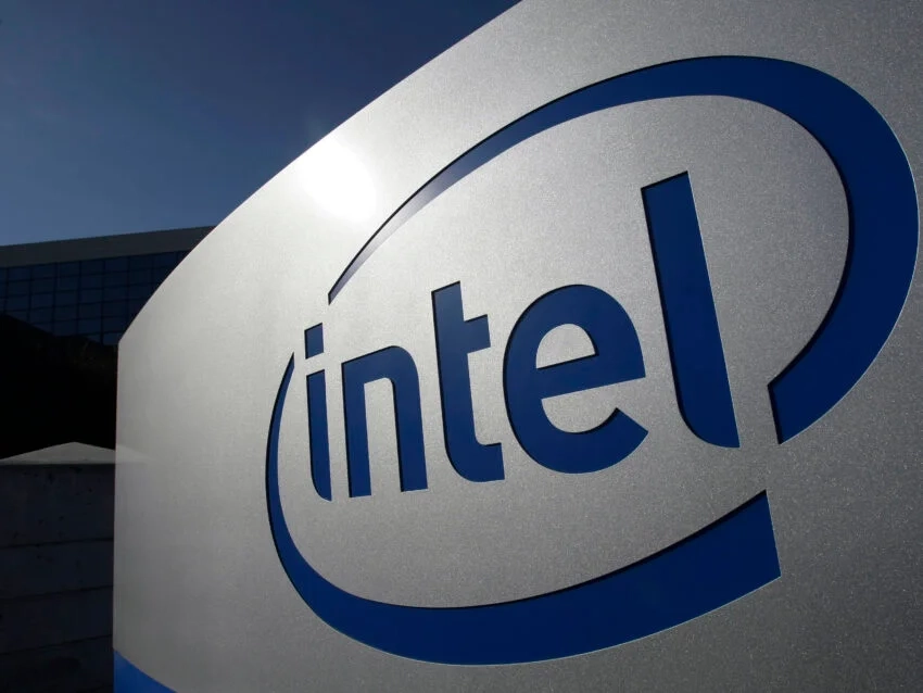 Trump Urges Intel CEO Resignation Over Chinese Ties