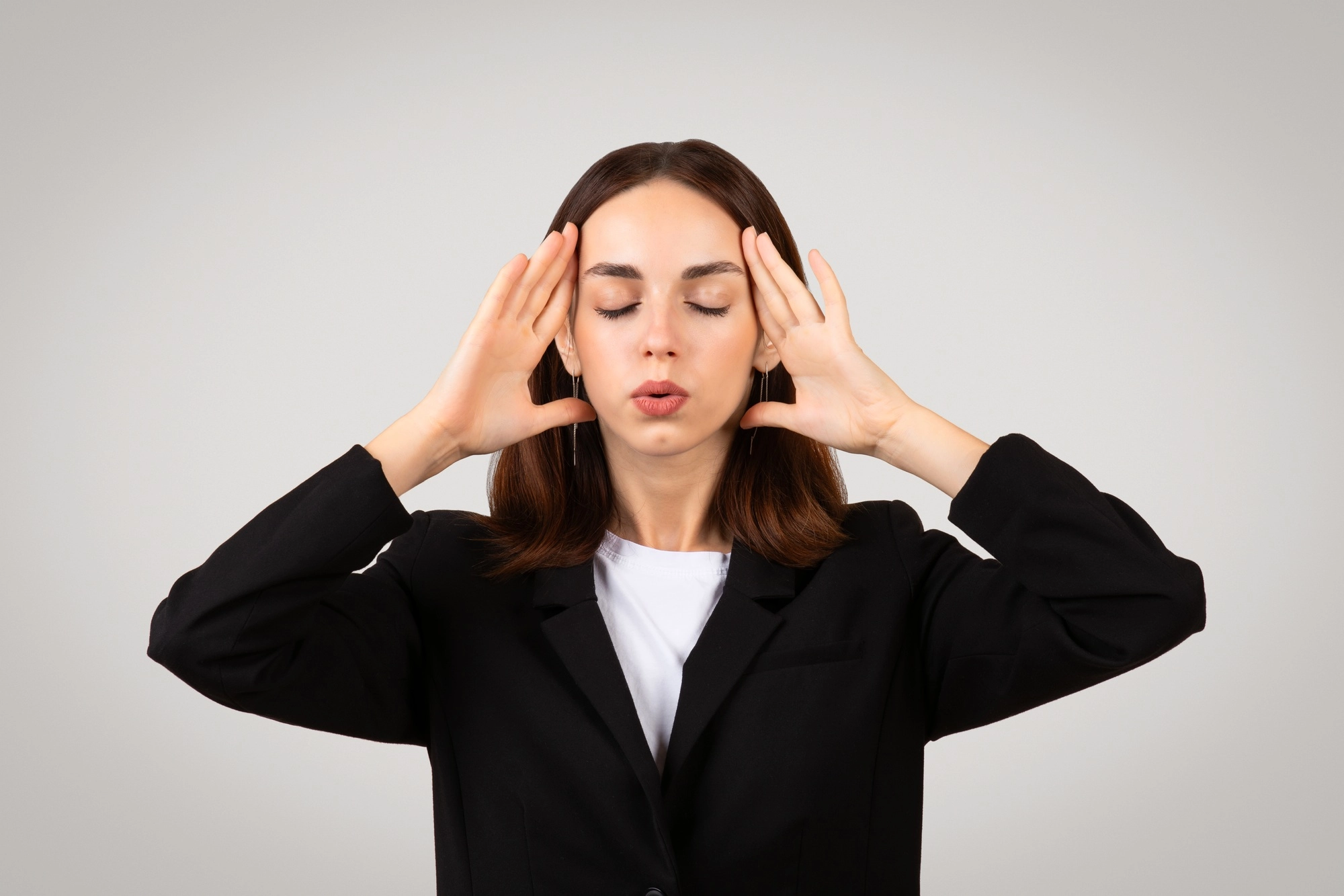 Mastering Closing Techniques: Drive Sales Success with Urgency and Effective Communication