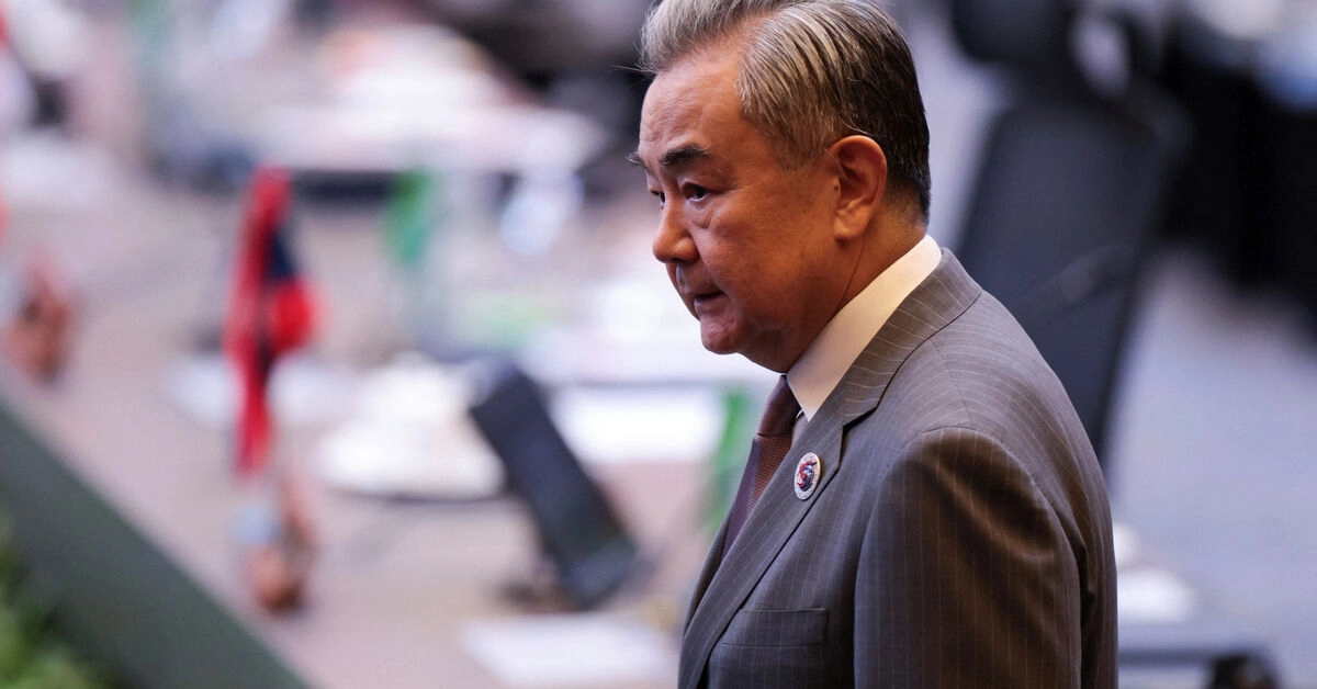 Chinese Foreign Minister Urges Pakistan and Afghanistan to Boost Trilateral Exchanges