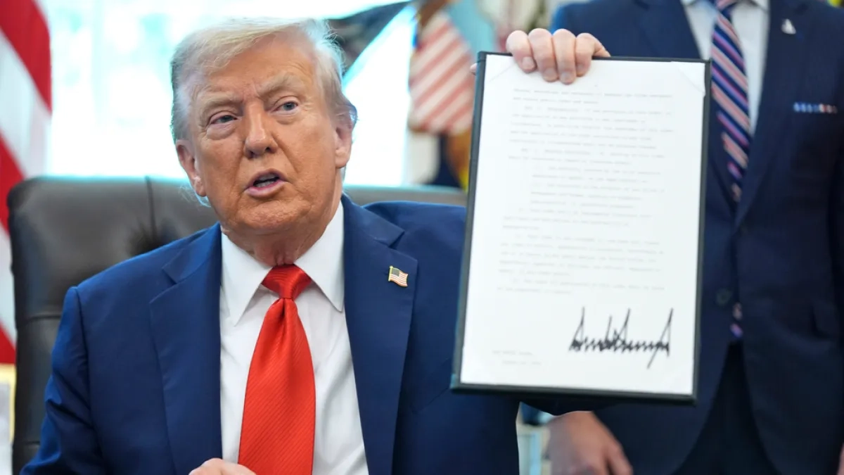 President Trump Signs Executive Order Punishing Flag Burners with Jail Time