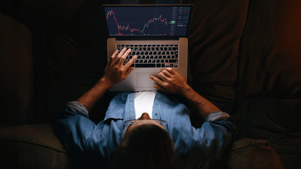 Binance Research Report: Market Cap Surges $600B in 2025 with Record Stablecoin Growth