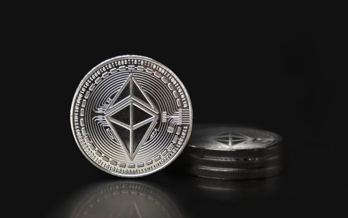 ETHZilla's $100M EtherFi Restaking Triggers 5% Stock Dip