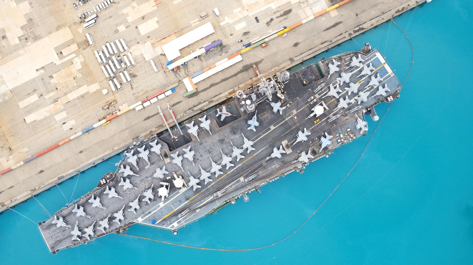 Unsinkable Giants: The Indestructible U.S. Aircraft Carriers Revealed