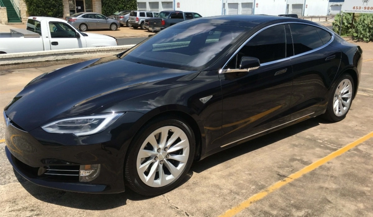 Zimbabwe Bans Tinted Car Windows, Except for VIP and Security Vehicles